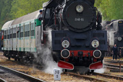 04.05.2015 Ol49-69 z wagonami manewruje na stacji w Wolsztynie