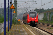 20.09.2014 Pociąg kolei niemieckich wjeżdża na stację w Lubben